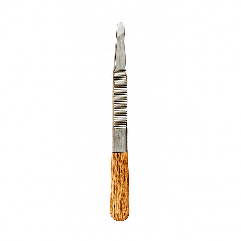 Pince à épiler biseautée bois de hêtre